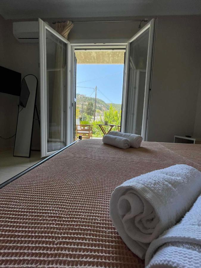 Apricus Apartments Apolpaina Экстерьер фото